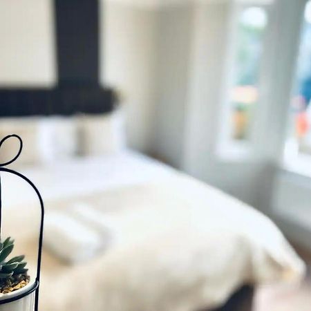 London South Charming Ensuite Look Like Hotel Designer Room Buitenkant foto