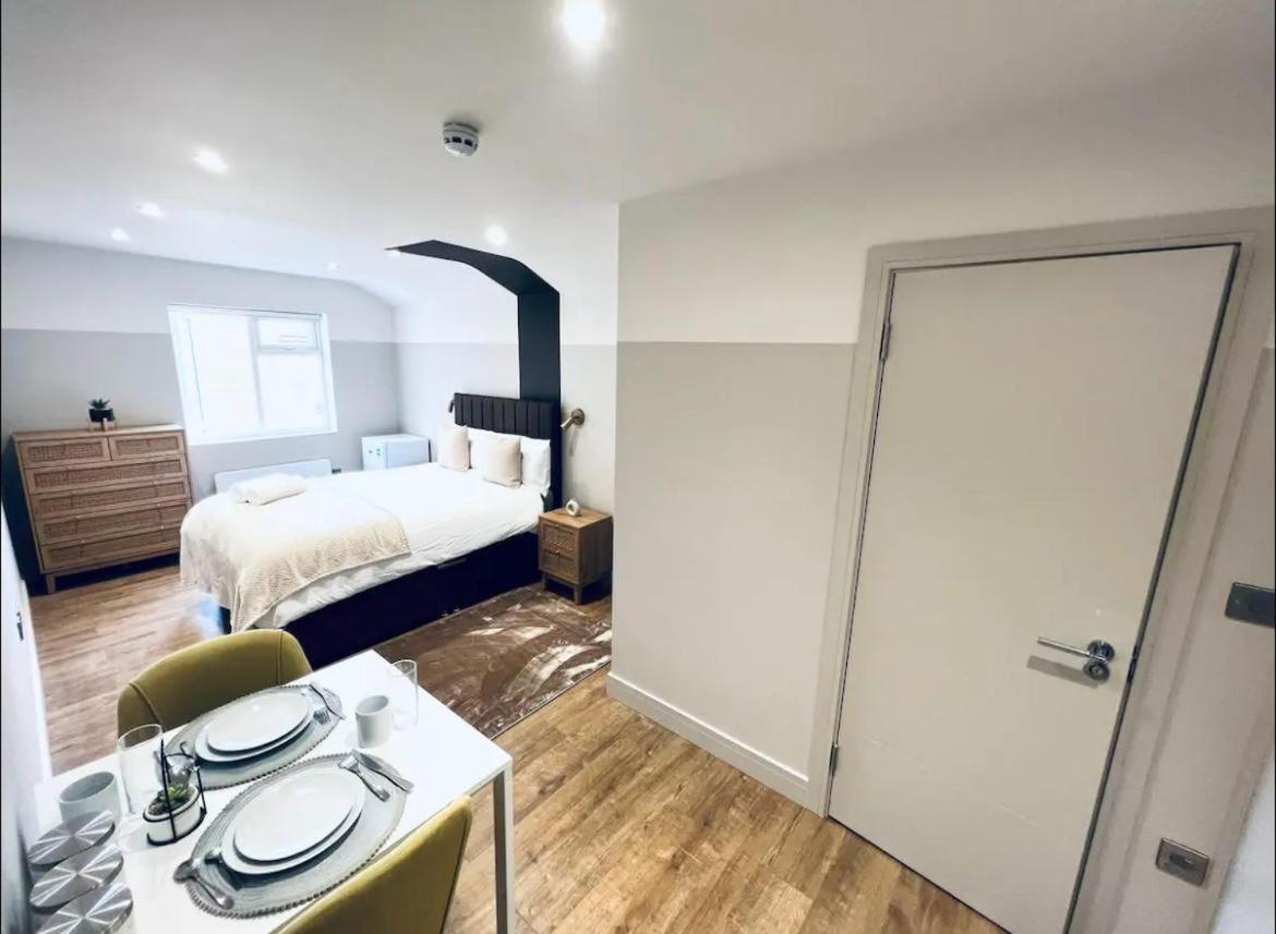 London South Charming Ensuite Look Like Hotel Designer Room Buitenkant foto