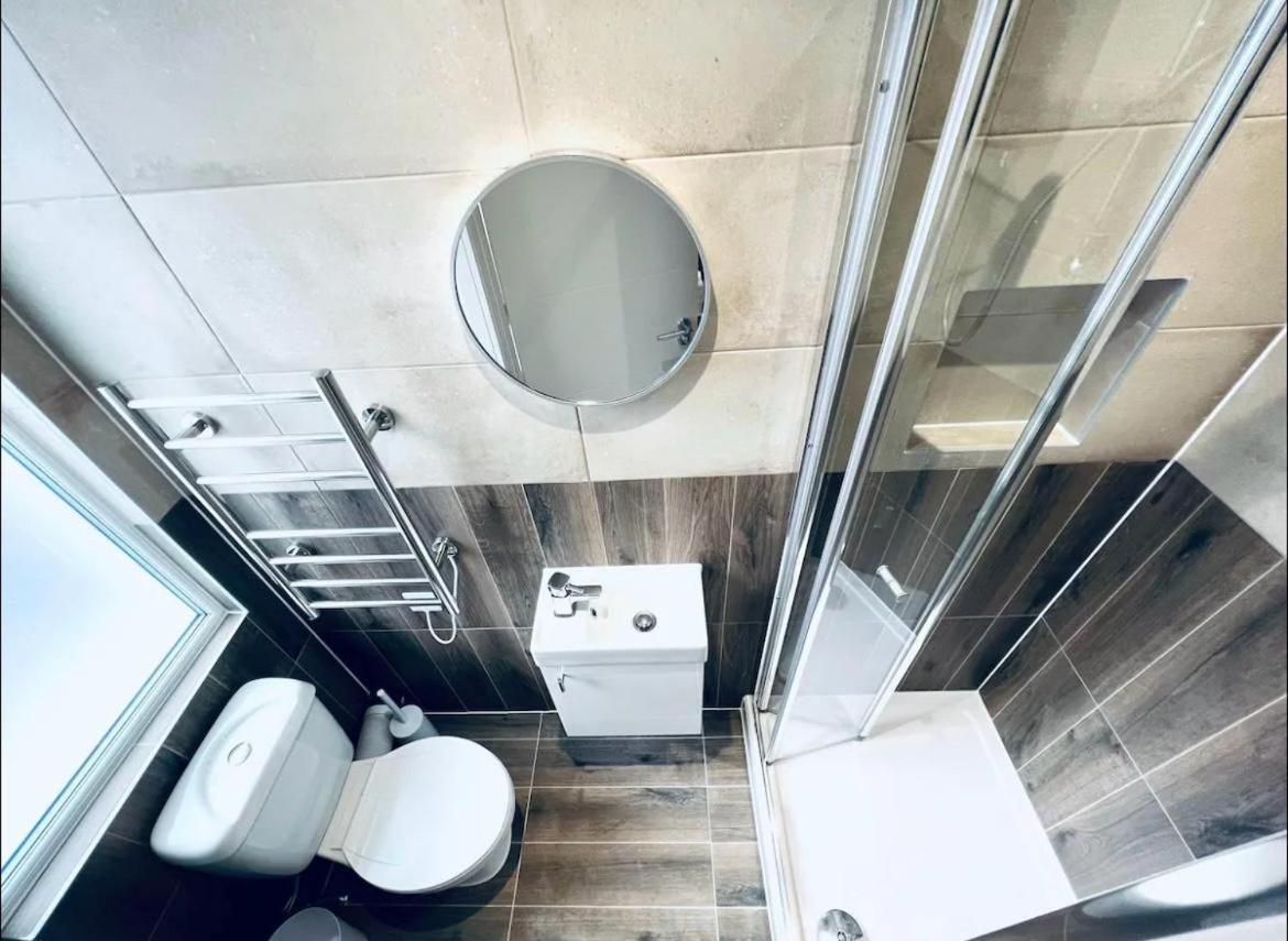 London South Charming Ensuite Look Like Hotel Designer Room Buitenkant foto