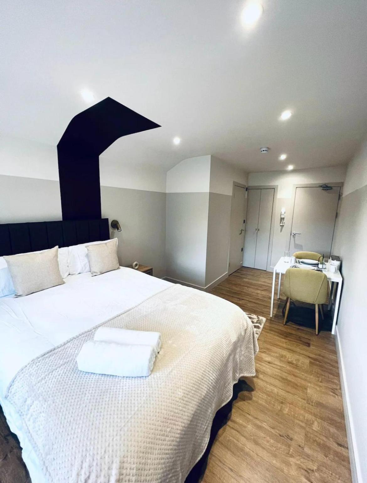 London South Charming Ensuite Look Like Hotel Designer Room Buitenkant foto