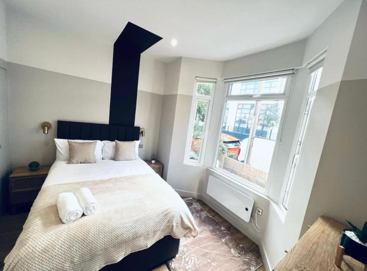 London South Charming Ensuite Look Like Hotel Designer Room Buitenkant foto
