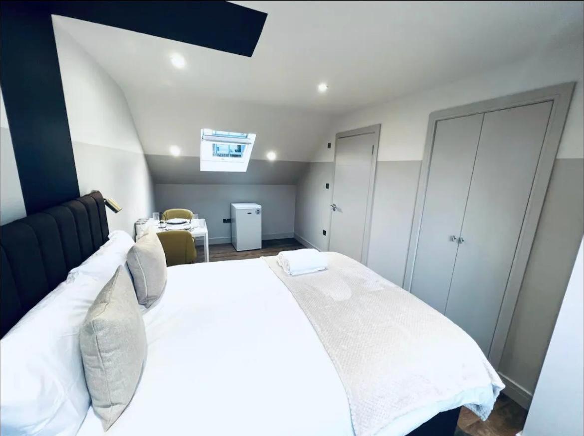 London South Charming Ensuite Look Like Hotel Designer Room Buitenkant foto