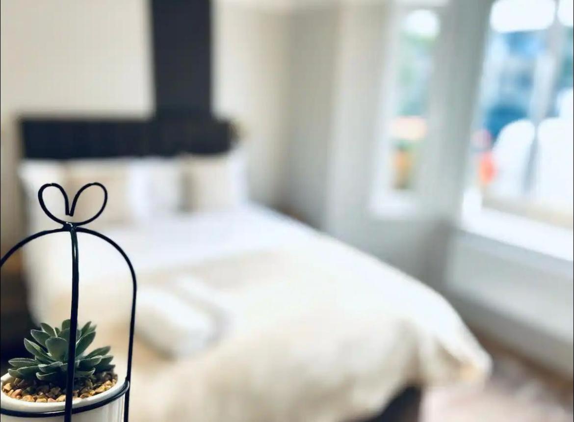 London South Charming Ensuite Look Like Hotel Designer Room Buitenkant foto