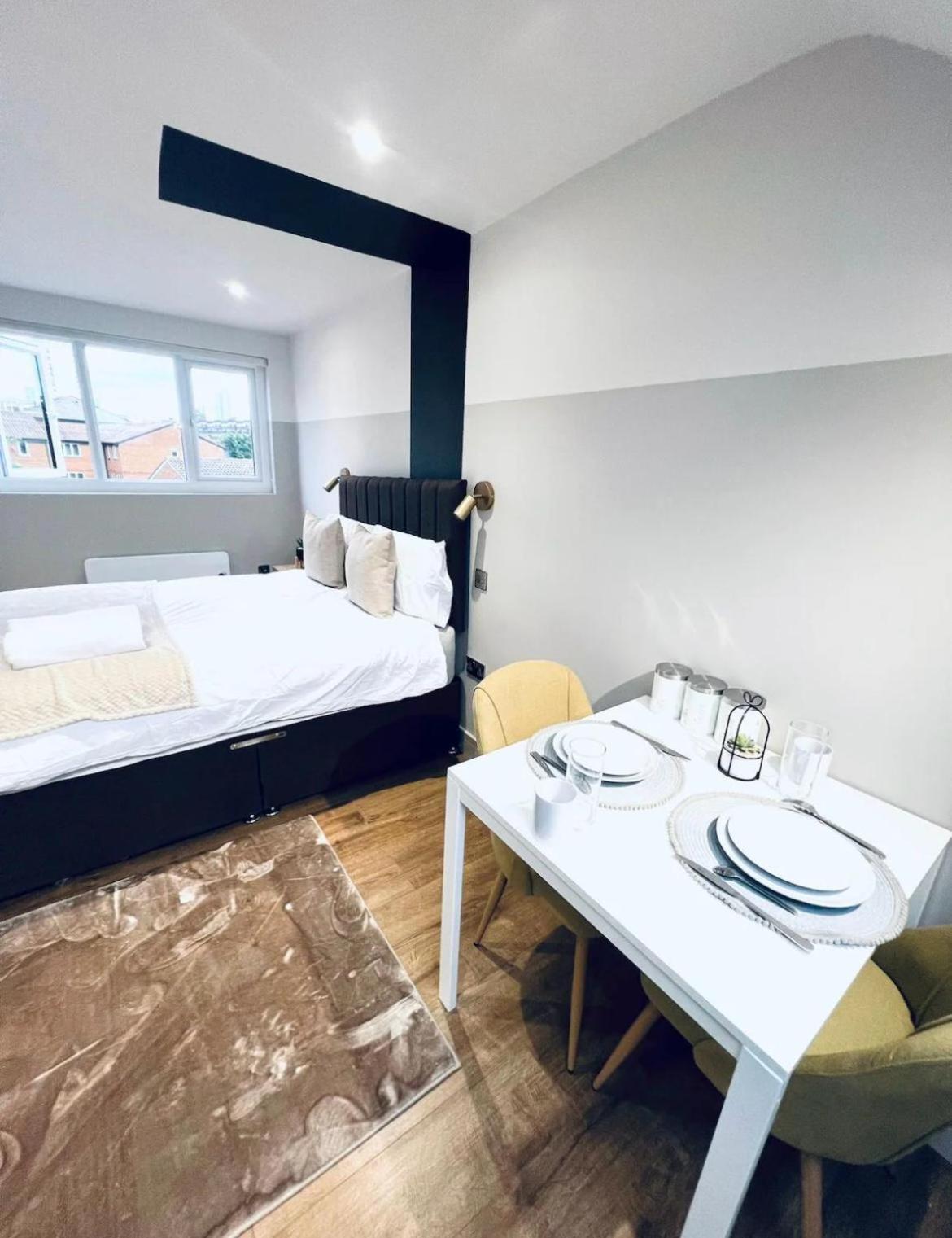 London South Charming Ensuite Look Like Hotel Designer Room Buitenkant foto