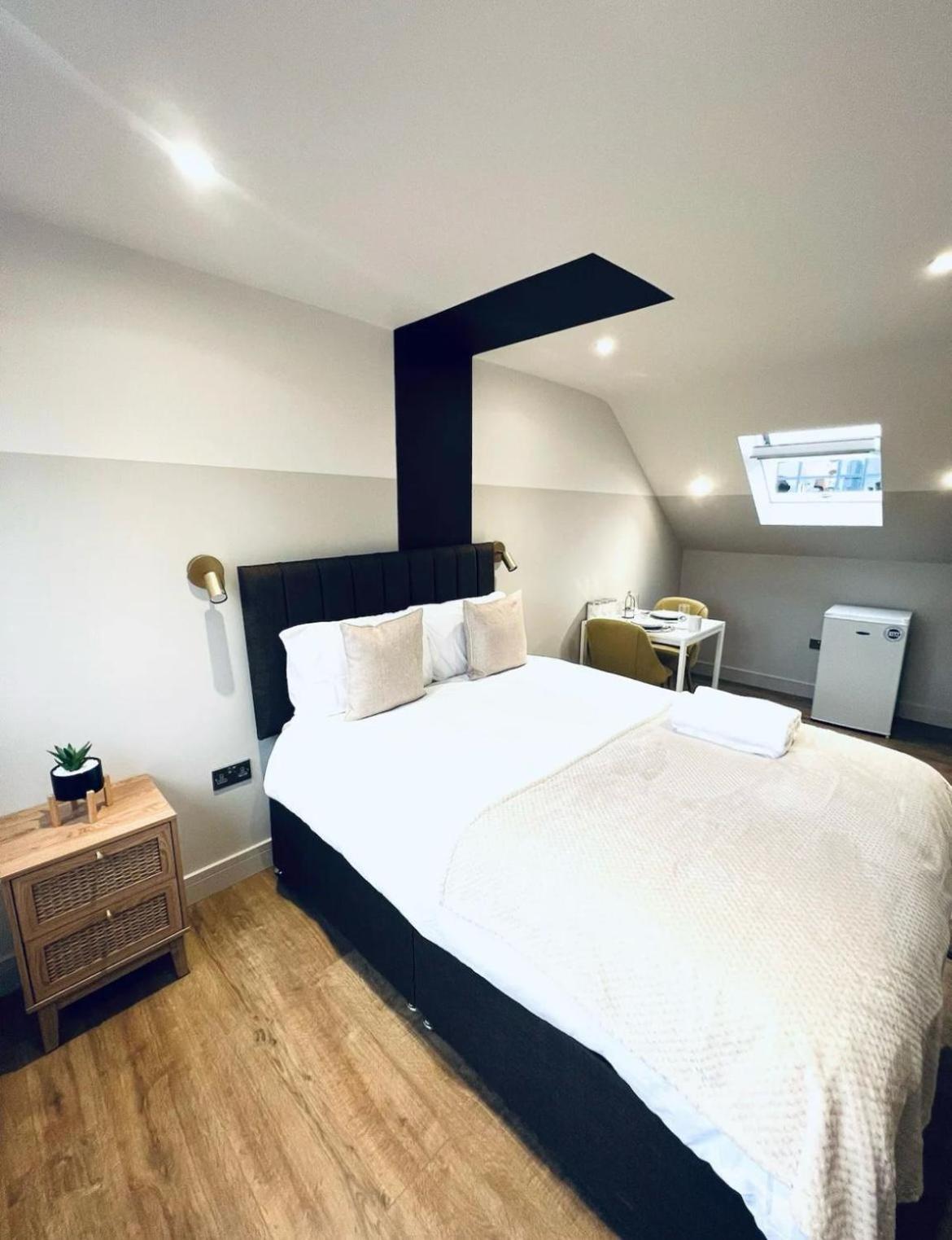 London South Charming Ensuite Look Like Hotel Designer Room Buitenkant foto